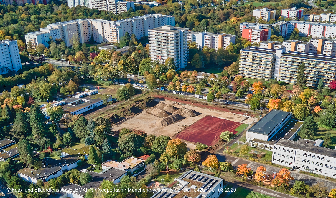 08.10.2020 - Baustelle zur Grundschule am Karl-Marx-Ring in Neuperlach